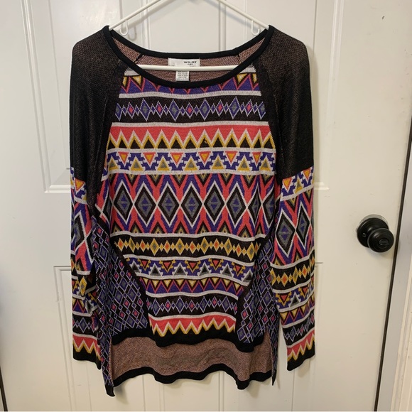 WD.NY Sweaters - WD.NY Black Pullover Soft Sweater Colorful  Aztec Print Raglan Sleeve Round Neck